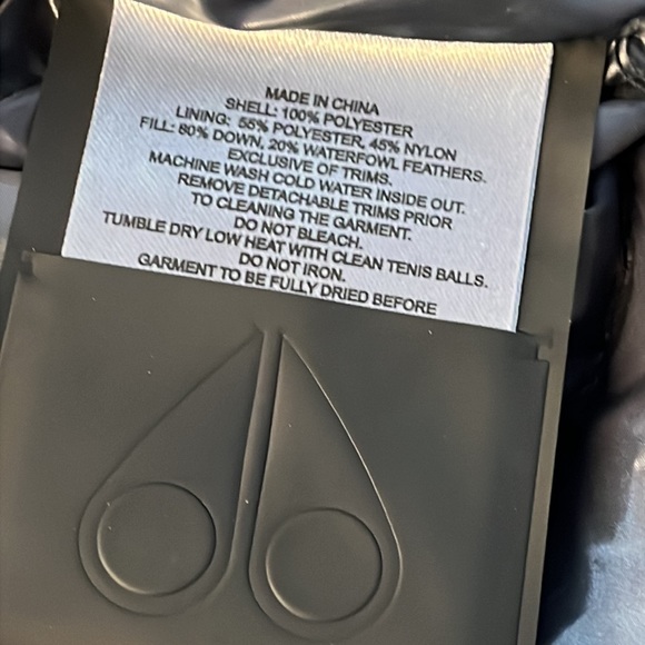 Moose Knuckles Parka Kids NWOT (m) unisex - Picture 5 of 10